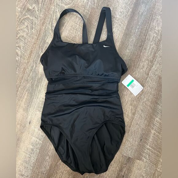 Nike V-Back One Piece Swimsuit-Size XL - Picture 1 of 6